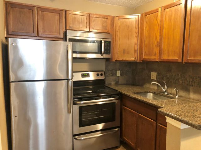 9803 Walnut Street 302, Dallas, TX 75243