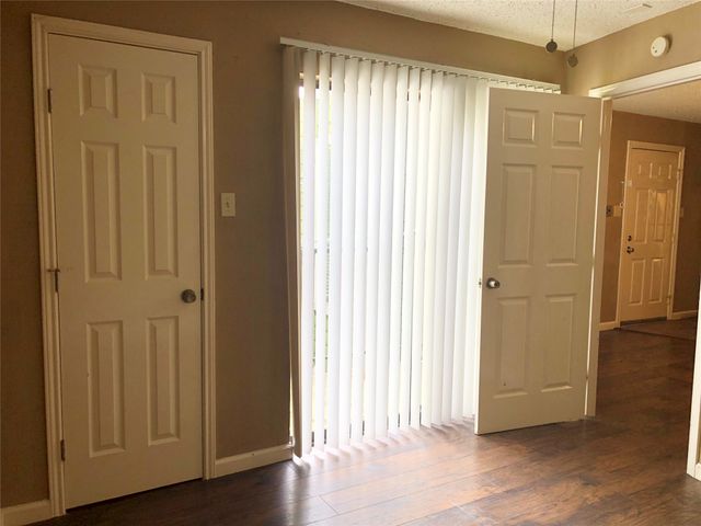 9803 Walnut Street 302, Dallas, TX 75243