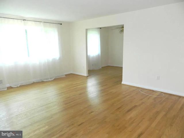 2800 VIXEN LN, Silver Spring, MD 20906