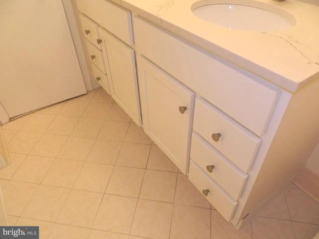 2800 VIXEN LN, Silver Spring, MD 20906