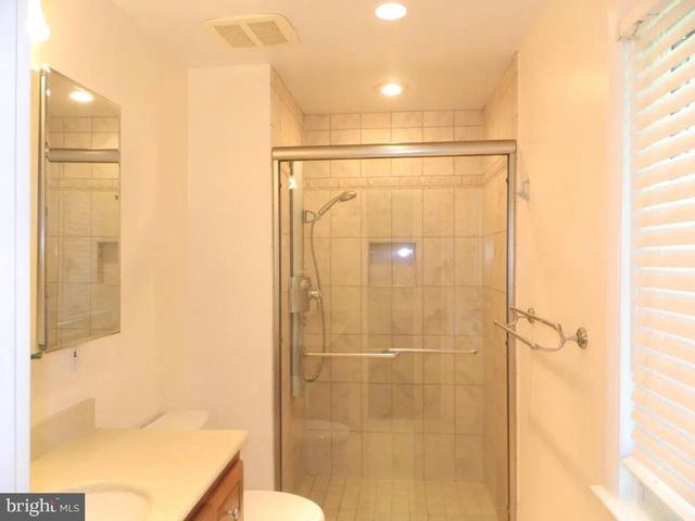 2800 VIXEN LN, Silver Spring, MD 20906