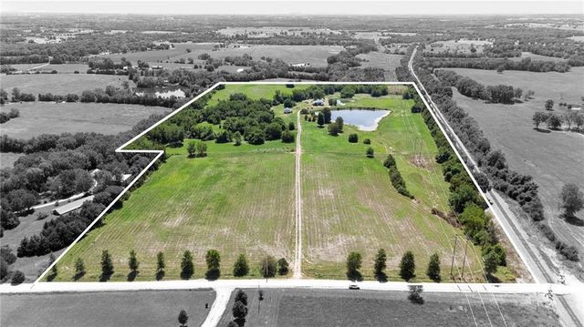 27627 W 335th Street, Osawatomie, KS 66064