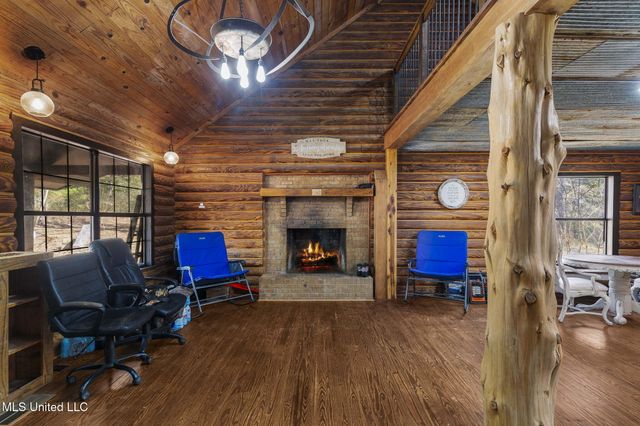 30477 Attala Highway 19, West, MS 39192