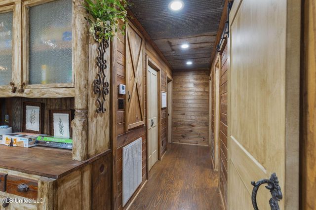 30477 Attala Highway 19, West, MS 39192