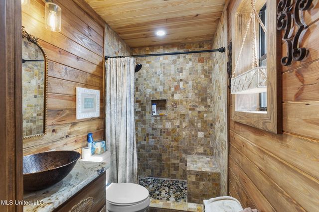 30477 Attala Highway 19, West, MS 39192