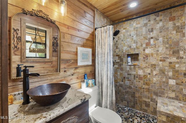 30477 Attala Highway 19, West, MS 39192