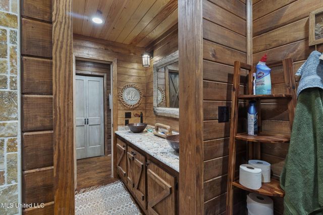 30477 Attala Highway 19, West, MS 39192