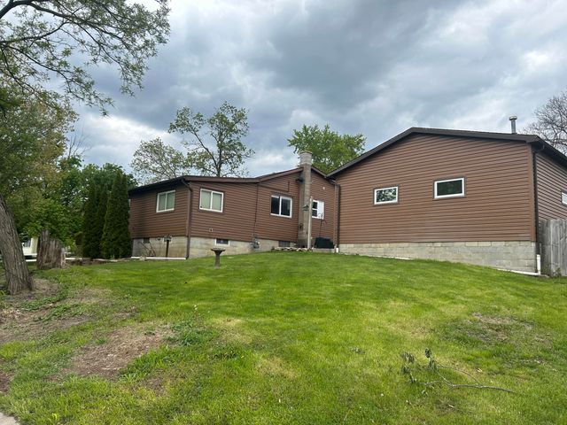 8212 W 128th Place, Cedar Lake, IN 46303