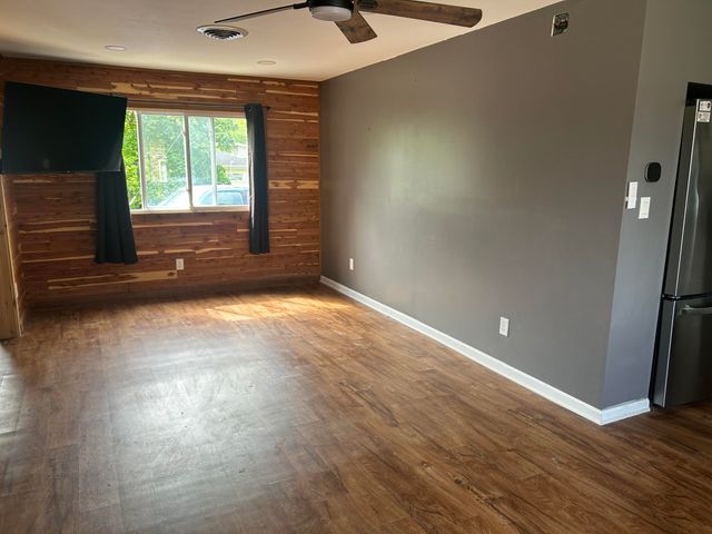 8212 W 128th Place, Cedar Lake, IN 46303