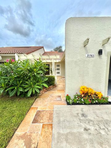 21583 Guadalajara Avenue, Boca Raton, FL 33433