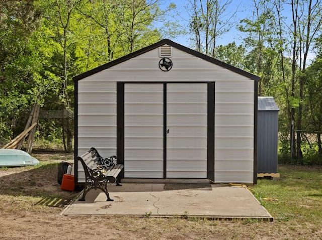 2648 Fm-2152, Mt Pleasant, TX 75455