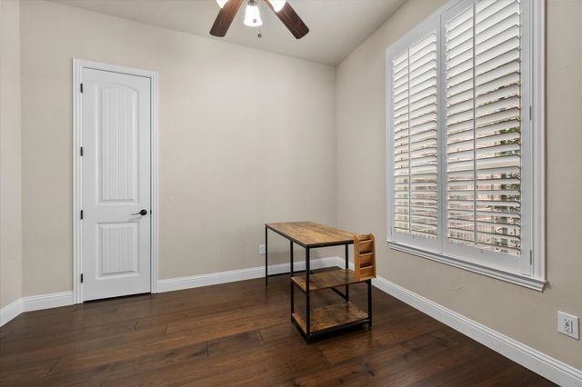 925 Sandy Hill, Burleson, TX 76028