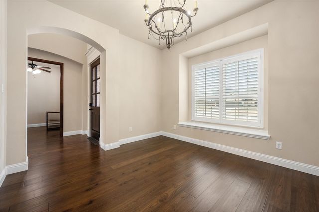 925 Sandy Hill, Burleson, TX 76028