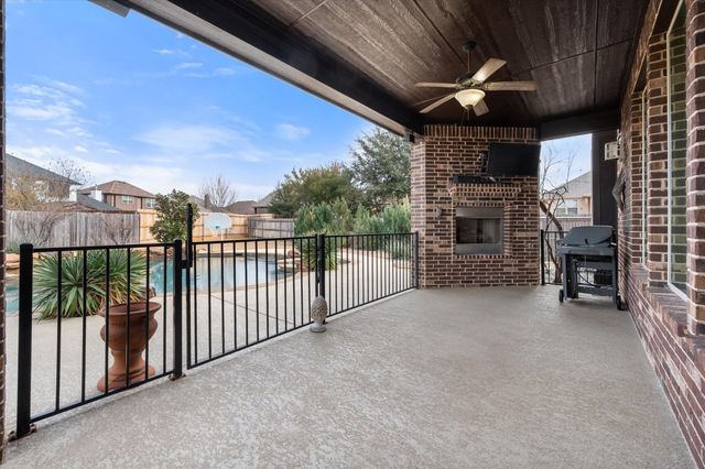 925 Sandy Hill, Burleson, TX 76028