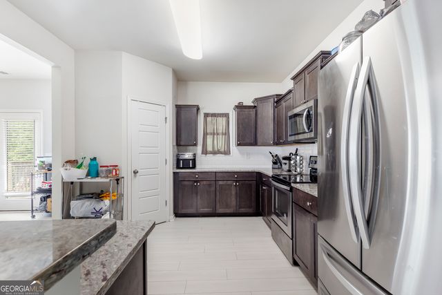 370 Springwater Way, Bremen, GA 30110