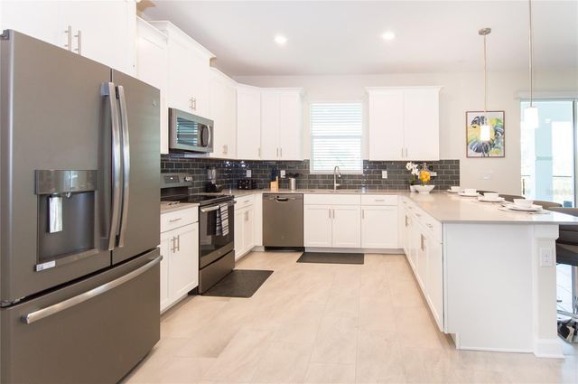 8847 INTERLOCKING COURT, Davenport, FL 33896