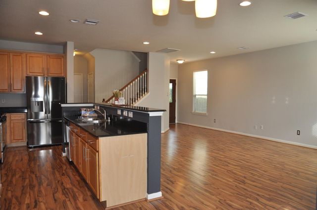 16018 Limestone Lake Drive, Tomball, TX 77377