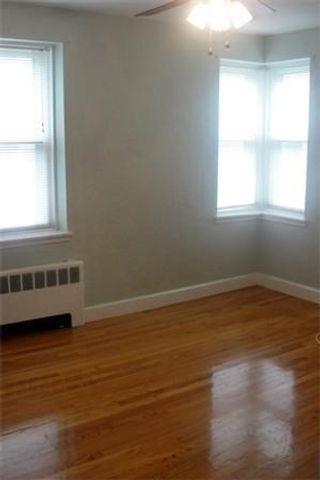 125 Farragut Rd 31, Boston, MA 02127