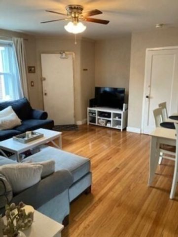 125 Farragut Rd 31, Boston, MA 02127