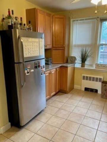 125 Farragut Rd 31, Boston, MA 02127