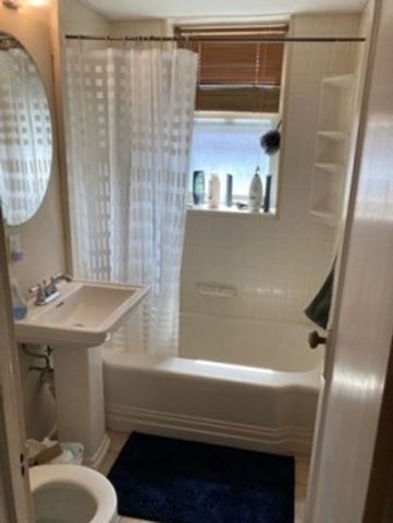 125 Farragut Rd 31, Boston, MA 02127