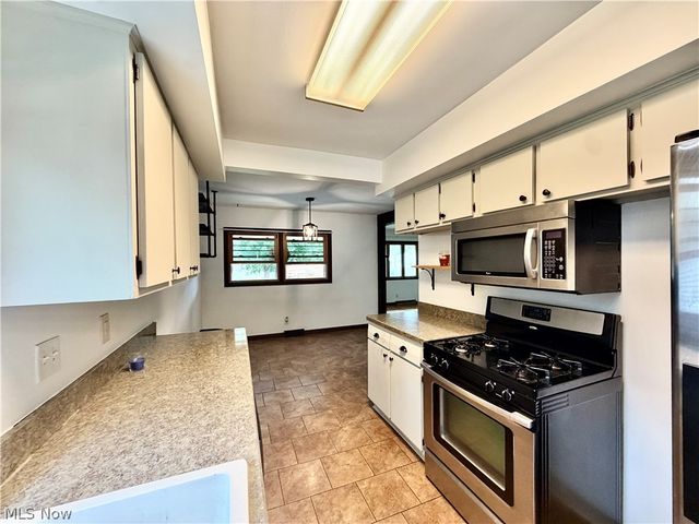 1764 Lynn Mar Avenue, Poland, OH 44514
