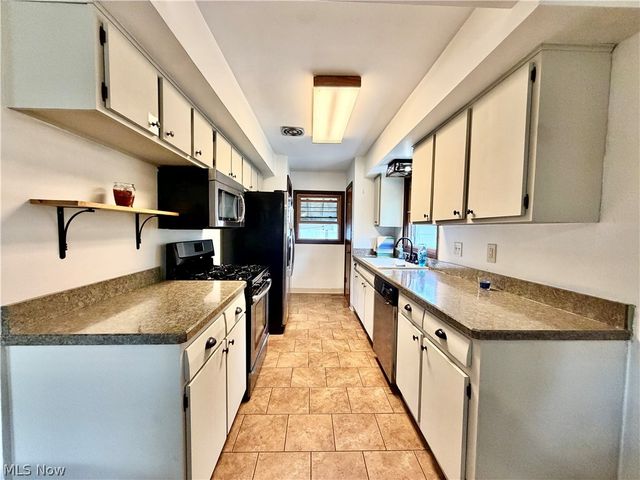 1764 Lynn Mar Avenue, Poland, OH 44514