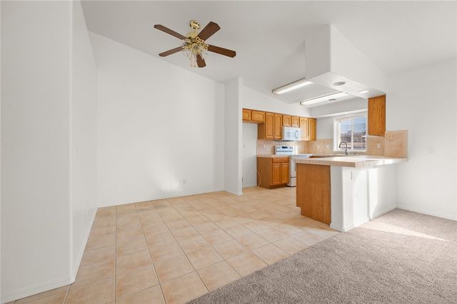 3304 S Ridge Avenue, Bullhead City, AZ 86429