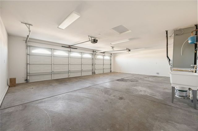 3304 S Ridge Avenue, Bullhead City, AZ 86429