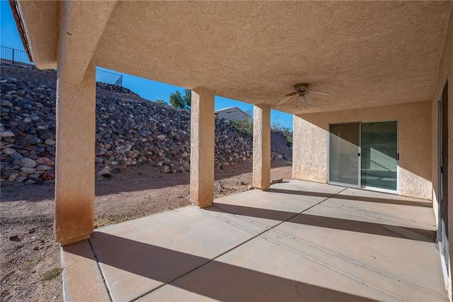 3304 S Ridge Avenue, Bullhead City, AZ 86429