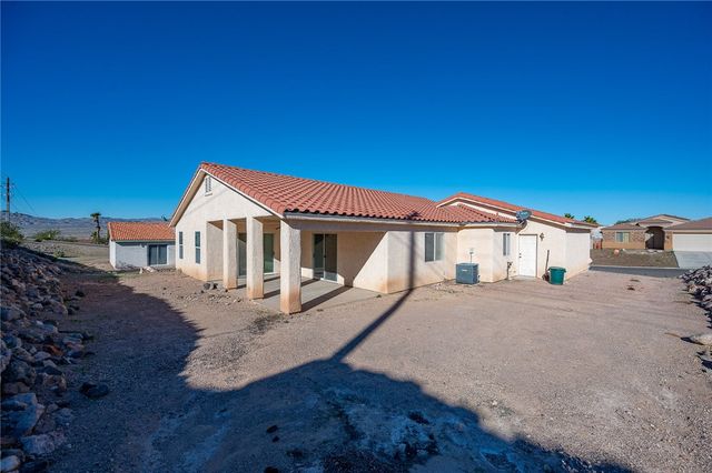 3304 S Ridge Avenue, Bullhead City, AZ 86429