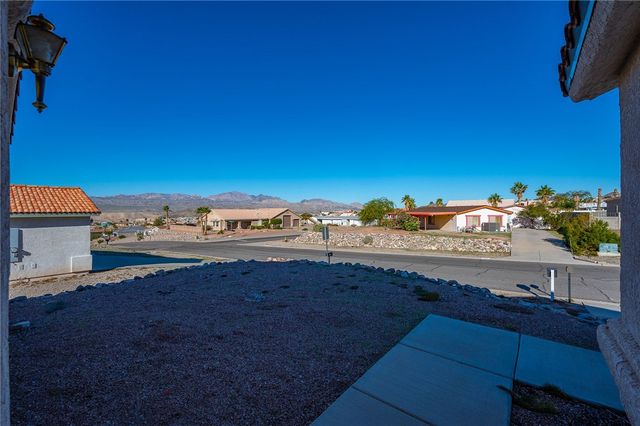 3304 S Ridge Avenue, Bullhead City, AZ 86429