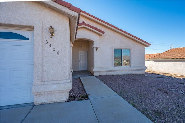 3304 S Ridge Avenue, Bullhead City, AZ 86429