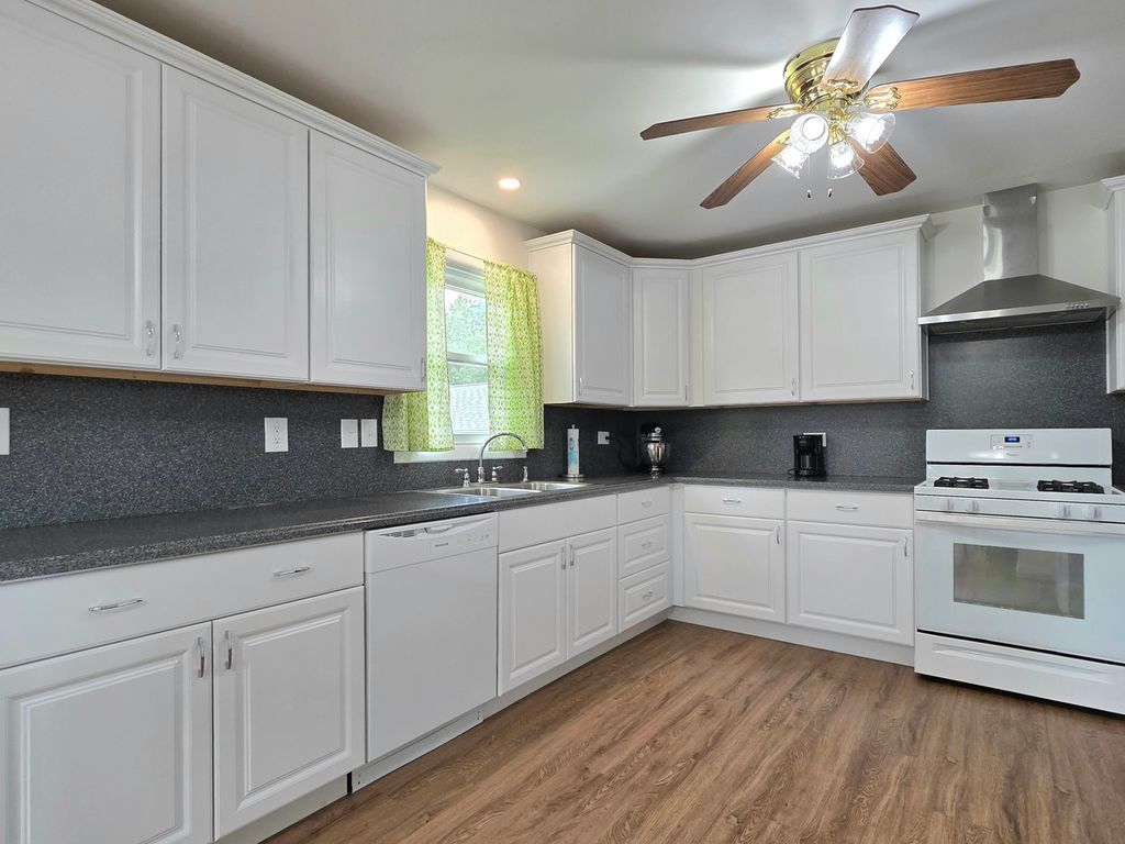 2814 Hawkshead Drive, New Lenox, IL 60451 — photo 4
