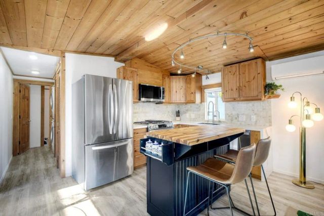 123 Jasper 35, Encinitas, CA 92024