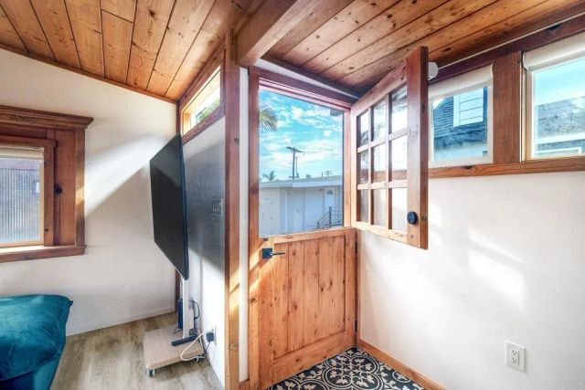 123 Jasper 35, Encinitas, CA 92024