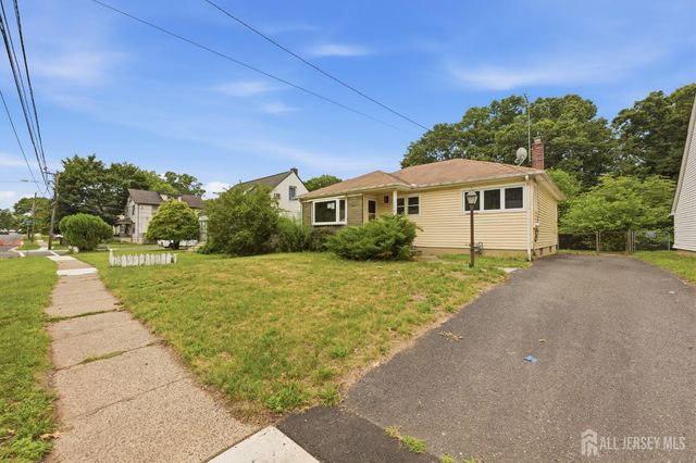 1338 Grant Avenue, South Plainfield, NJ 07080