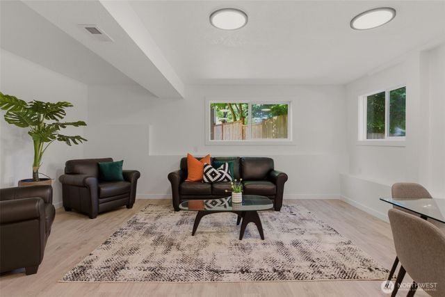 33324 29th Place SW, Federal Way, WA 98023