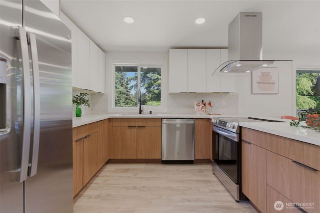 33324 29th Place SW, Federal Way, WA 98023