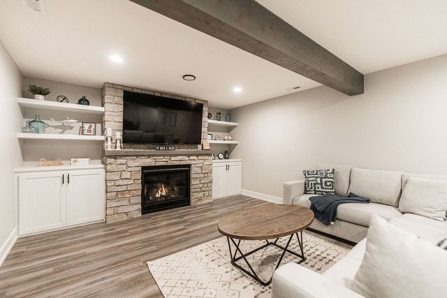 16 Kloe Lane 16, Sycamore, IL 60178