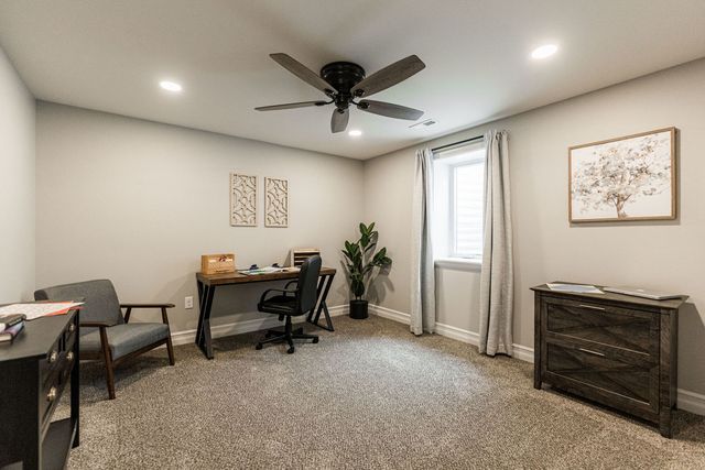 16 Kloe Lane 16, Sycamore, IL 60178