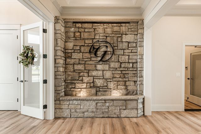 16 Kloe Lane 16, Sycamore, IL 60178