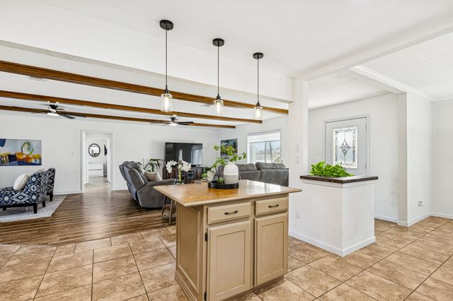 1012 Cowling Road, Sanger, TX 76266