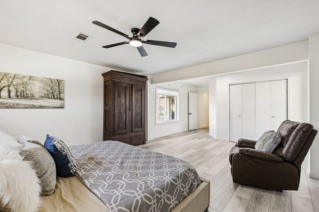 1012 Cowling Road, Sanger, TX 76266