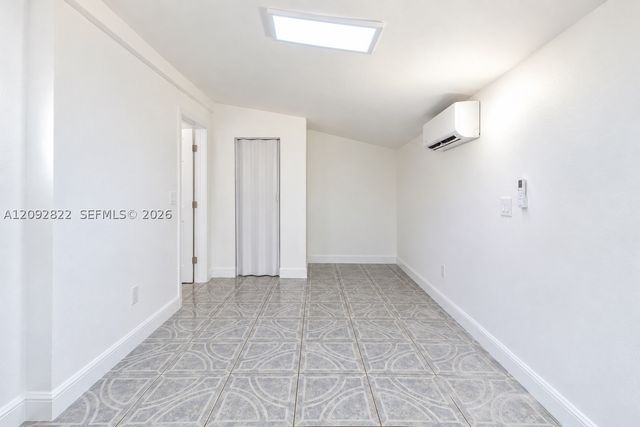 215 NW 67th Ave, Miami, FL 33126