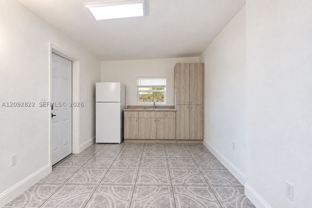 215 NW 67th Ave, Miami, FL 33126