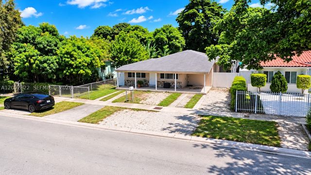 215 NW 67th Ave, Miami, FL 33126