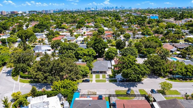 215 NW 67th Ave, Miami, FL 33126