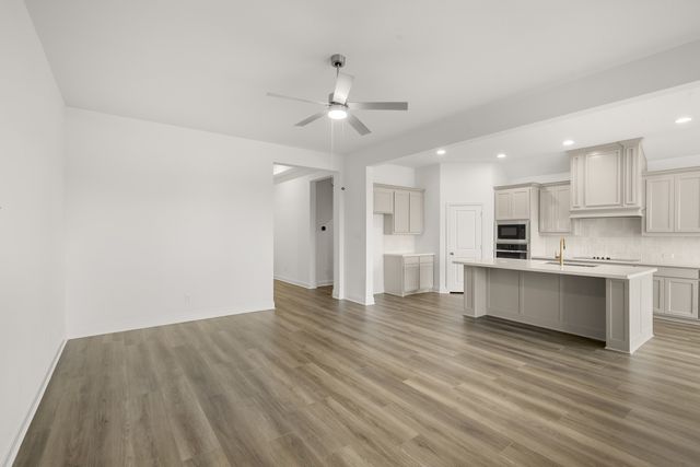 144 Trinity Street, Grandview, TX 76050