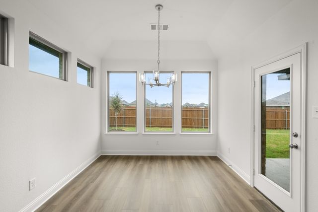 144 Trinity Street, Grandview, TX 76050